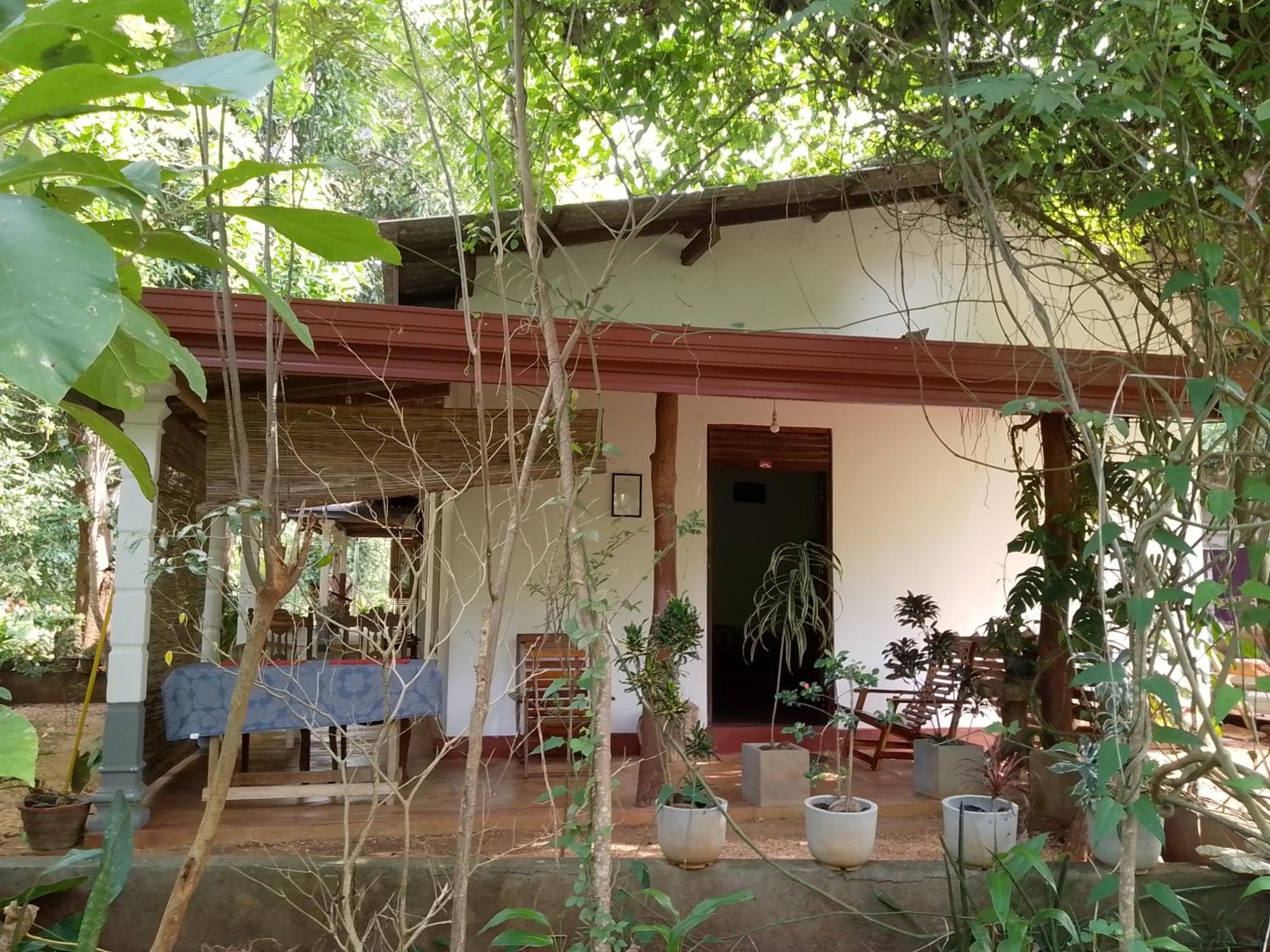 Thilina Homestay Sigiriya Phòng bức ảnh